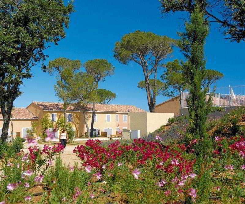 Residence Odalys Le Mas Des Vignes Calvisson Bagian luar foto